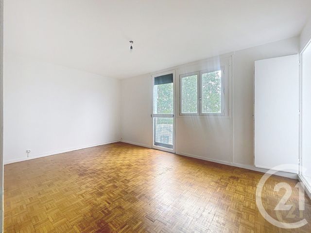 Appartement F3 à vendre - 3 pièces - 55.0 m2 - BONDY - 93 - ILE-DE-FRANCE - Century 21 Ricard Immobilier