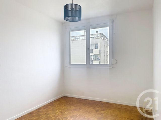 Appartement F3 à vendre - 3 pièces - 55.0 m2 - BONDY - 93 - ILE-DE-FRANCE - Century 21 Ricard Immobilier