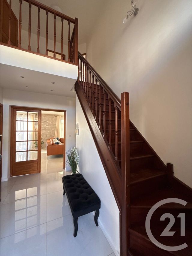 maison à vendre - 6 pièces - 210.0 m2 - BONDY - 93 - ILE-DE-FRANCE - Century 21 Ricard Immobilier