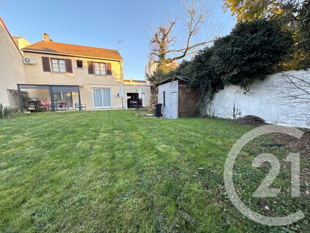 maison à vendre - 6 pièces - 210.0 m2 - BONDY - 93 - ILE-DE-FRANCE - Century 21 Ricard Immobilier