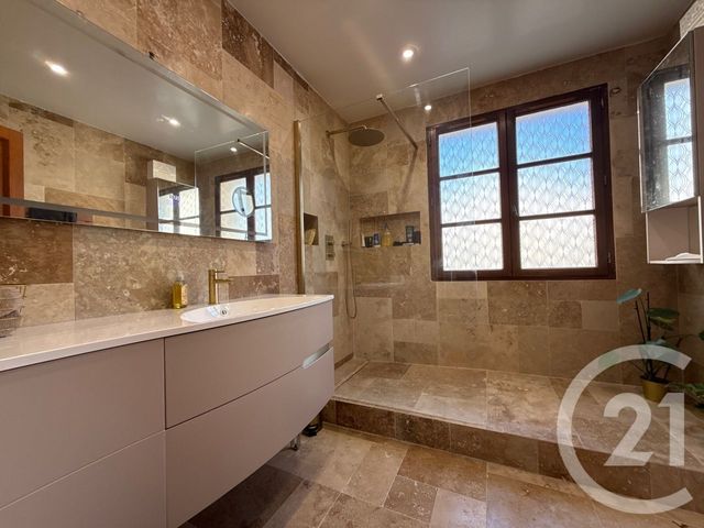 maison à vendre - 6 pièces - 210.0 m2 - BONDY - 93 - ILE-DE-FRANCE - Century 21 Ricard Immobilier