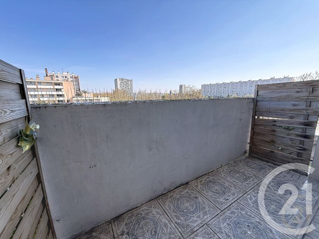 Appartement F3 à vendre - 3 pièces - 54.0 m2 - BONDY - 93 - ILE-DE-FRANCE - Century 21 Ricard Immobilier