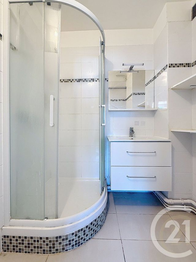 Appartement F3 à vendre - 3 pièces - 54.0 m2 - BONDY - 93 - ILE-DE-FRANCE - Century 21 Ricard Immobilier