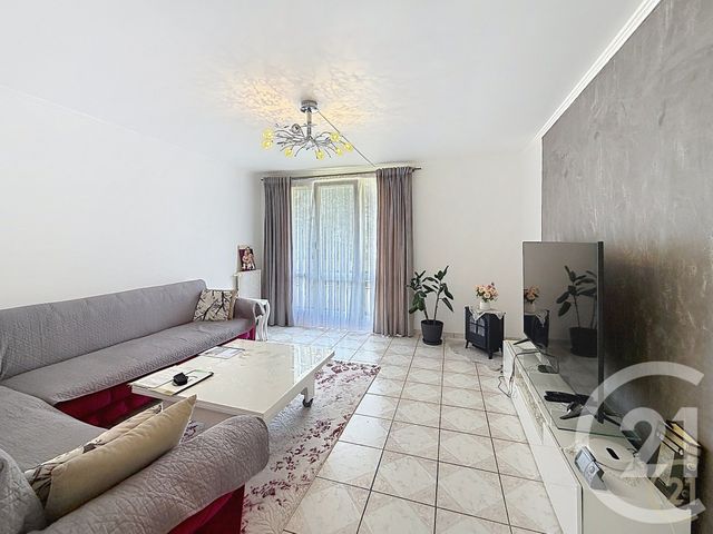 Appartement F3 à vendre - 3 pièces - 60.0 m2 - BONDY - 93 - ILE-DE-FRANCE - Century 21 Ricard Immobilier