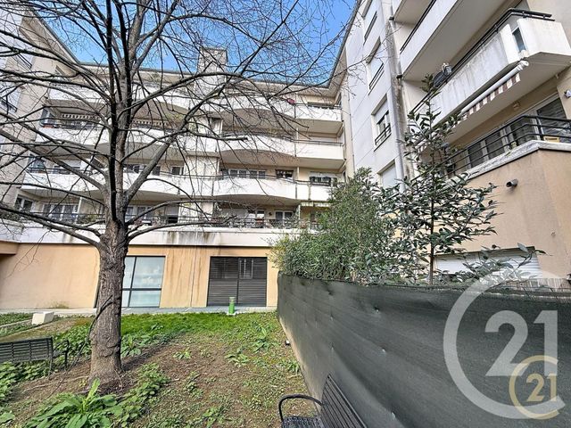Appartement F4 à vendre - 4 pièces - 83.0 m2 - BONDY - 93 - ILE-DE-FRANCE - Century 21 Ricard Immobilier