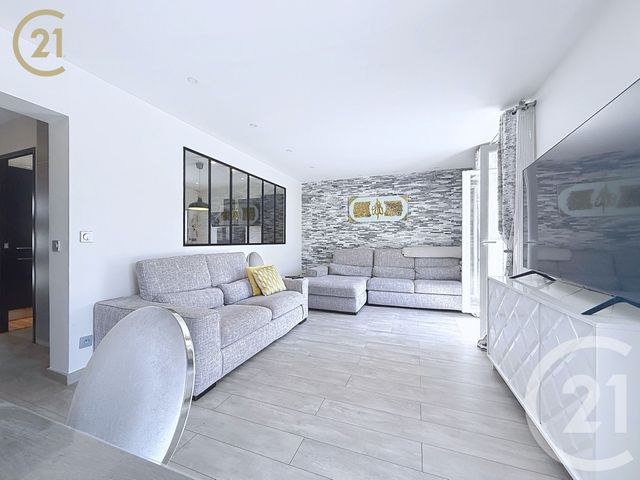 maison à vendre - 4 pièces - 107.84 m2 - BONDY - 93 - ILE-DE-FRANCE - Century 21 Ricard Immobilier