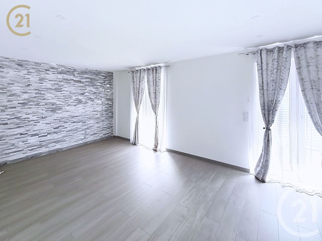 maison à vendre - 4 pièces - 107.84 m2 - BONDY - 93 - ILE-DE-FRANCE - Century 21 Ricard Immobilier