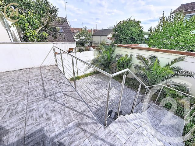 maison à vendre - 4 pièces - 107.84 m2 - BONDY - 93 - ILE-DE-FRANCE - Century 21 Ricard Immobilier