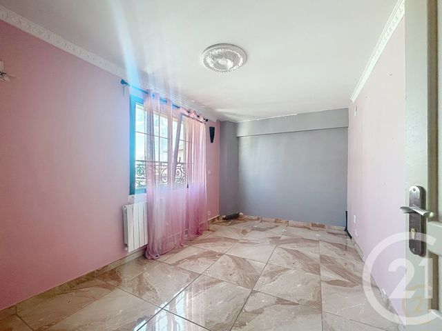 Appartement F3 à vendre - 3 pièces - 65.18 m2 - BONDY - 93 - ILE-DE-FRANCE - Century 21 Ricard Immobilier