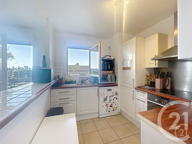 Appartement F6 à vendre - 6 pièces - 95.0 m2 - BONDY - 93 - ILE-DE-FRANCE - Century 21 Ricard Immobilier