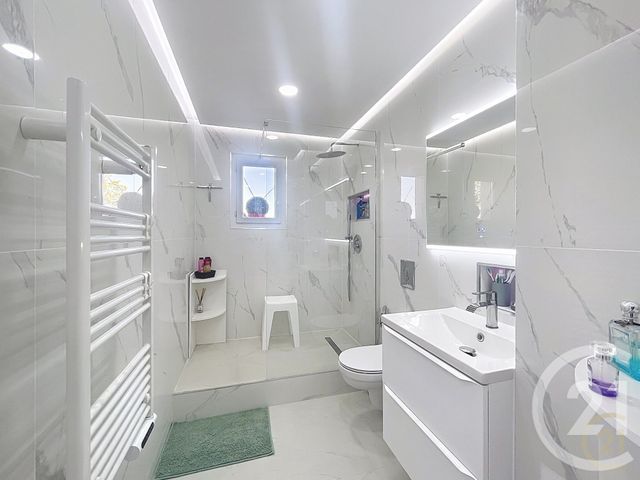Appartement F6 à vendre - 6 pièces - 95.0 m2 - BONDY - 93 - ILE-DE-FRANCE - Century 21 Ricard Immobilier