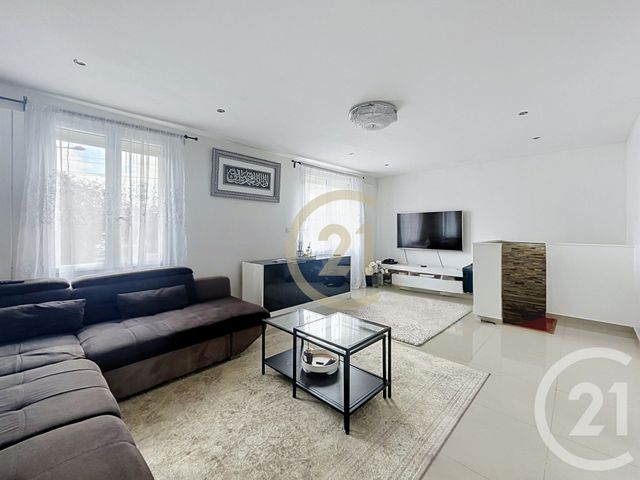 maison à vendre - 5 pièces - 88.37 m2 - BONDY - 93 - ILE-DE-FRANCE - Century 21 Ricard Immobilier