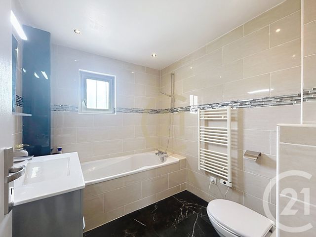 maison à vendre - 5 pièces - 88.37 m2 - BONDY - 93 - ILE-DE-FRANCE - Century 21 Ricard Immobilier