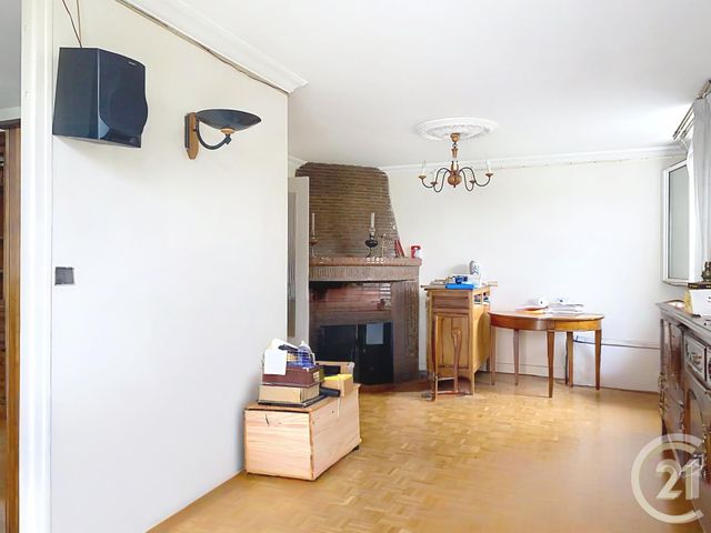 Appartement F4 à vendre - 4 pièces - 83.12 m2 - BONDY - 93 - ILE-DE-FRANCE - Century 21 Ricard Immobilier