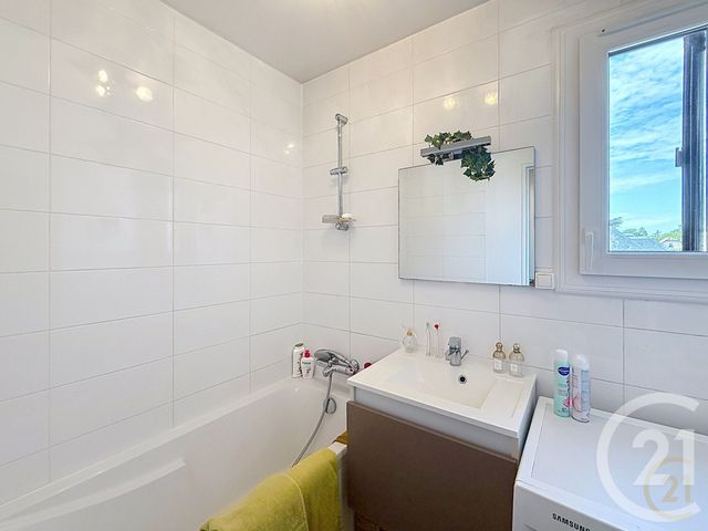Appartement F3 à vendre - 3 pièces - 67.0 m2 - VILLEMOMBLE - 93 - ILE-DE-FRANCE - Century 21 Ricard Immobilier