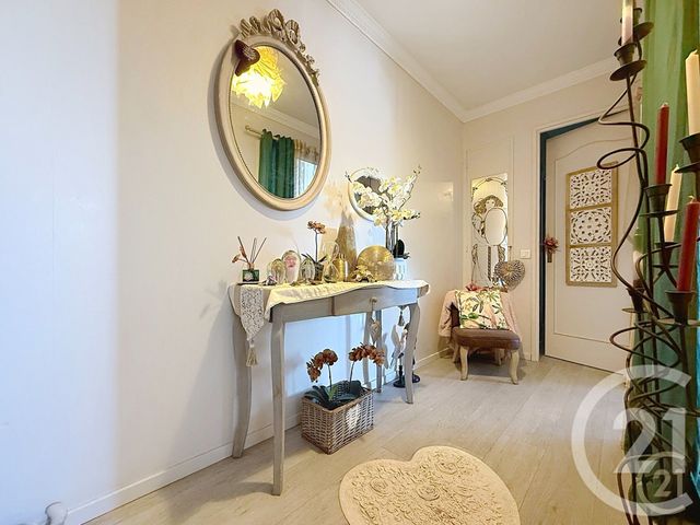 Appartement F3 à vendre - 3 pièces - 67.0 m2 - VILLEMOMBLE - 93 - ILE-DE-FRANCE - Century 21 Ricard Immobilier