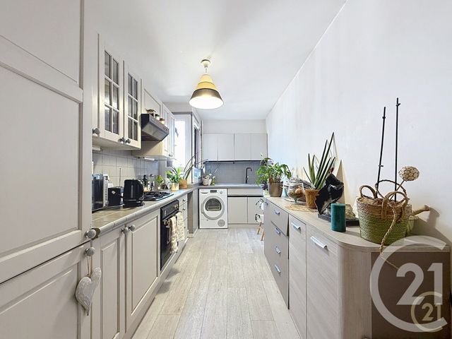 Appartement F3 à vendre - 3 pièces - 67.0 m2 - VILLEMOMBLE - 93 - ILE-DE-FRANCE - Century 21 Ricard Immobilier