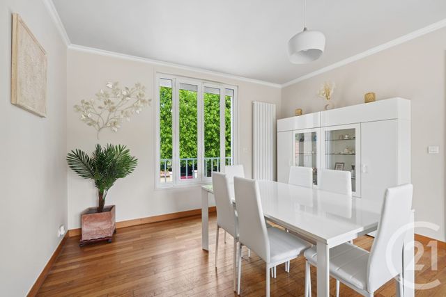 maison à vendre - 8 pièces - 176.22 m2 - VILLEMOMBLE - 93 - ILE-DE-FRANCE - Century 21 Ricard Immobilier