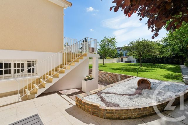 maison à vendre - 8 pièces - 176.22 m2 - VILLEMOMBLE - 93 - ILE-DE-FRANCE - Century 21 Ricard Immobilier
