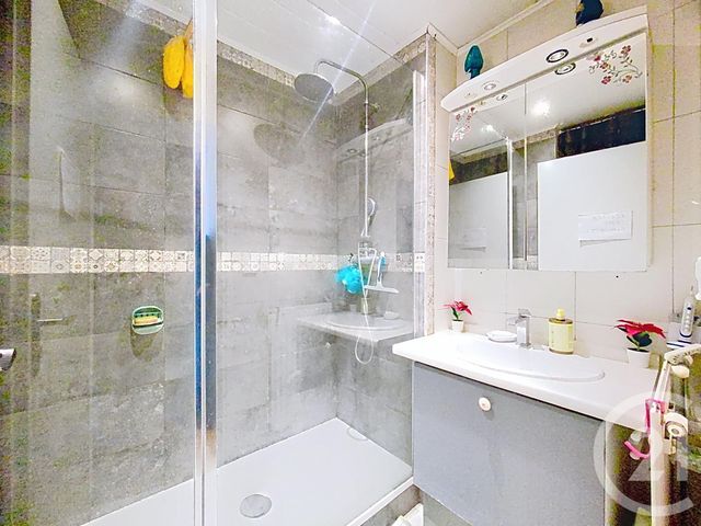 Appartement F3 à vendre - 3 pièces - 68.0 m2 - BONDY - 93 - ILE-DE-FRANCE - Century 21 Ricard Immobilier