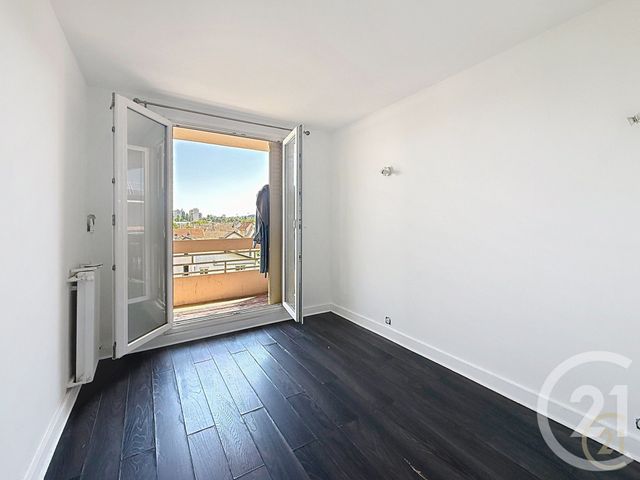Appartement F3 à vendre - 3 pièces - 59.44 m2 - BONDY - 93 - ILE-DE-FRANCE - Century 21 Ricard Immobilier