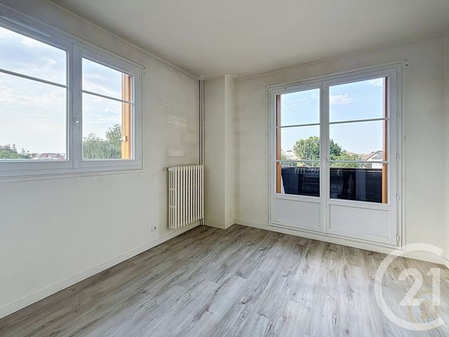 Appartement F3 à vendre - 3 pièces - 54.21 m2 - BONDY - 93 - ILE-DE-FRANCE - Century 21 Ricard Immobilier