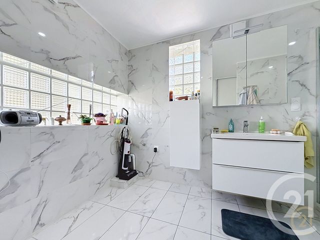 immeuble à vendre - 430.0 m2 - BONDY - 93 - ILE-DE-FRANCE - Century 21 Ricard Immobilier