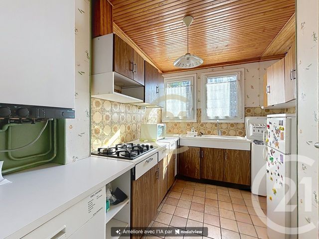 Appartement F3 à vendre - 3 pièces - 61.02 m2 - BONDY - 93 - ILE-DE-FRANCE - Century 21 Ricard Immobilier