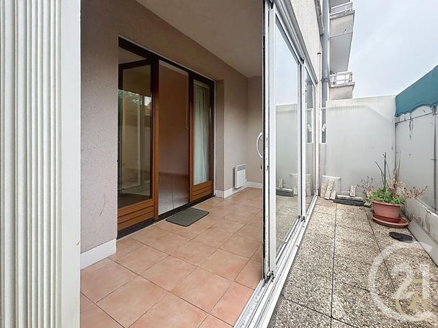 Appartement F3 à vendre - 3 pièces - 68.0 m2 - NOISY LE SEC - 93 - ILE-DE-FRANCE - Century 21 Ricard Immobilier