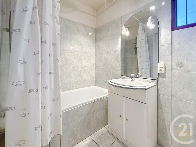 Appartement F3 à vendre - 3 pièces - 68.0 m2 - NOISY LE SEC - 93 - ILE-DE-FRANCE - Century 21 Ricard Immobilier