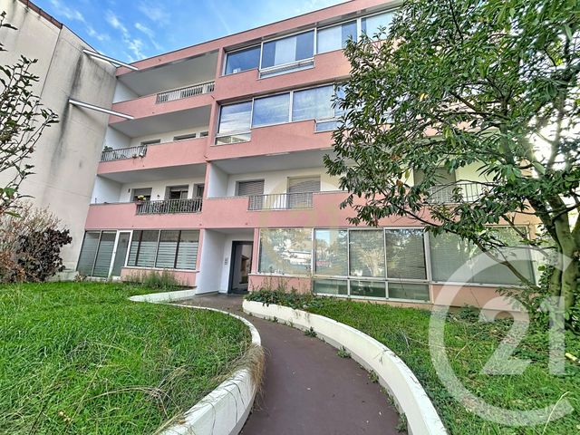 Appartement F2 à vendre - 2 pièces - 45.56 m2 - BAGNOLET - 93 - ILE-DE-FRANCE - Century 21 Ricard Immobilier